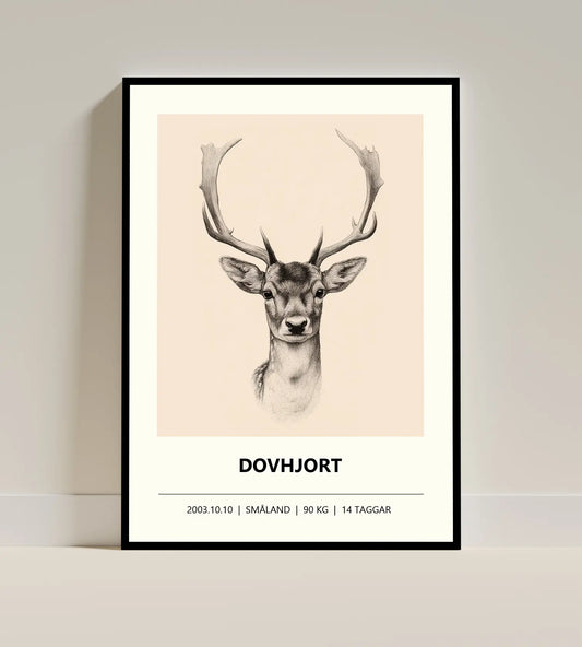 Dovhjortsposter – Detaljerat porträtt i naturstil